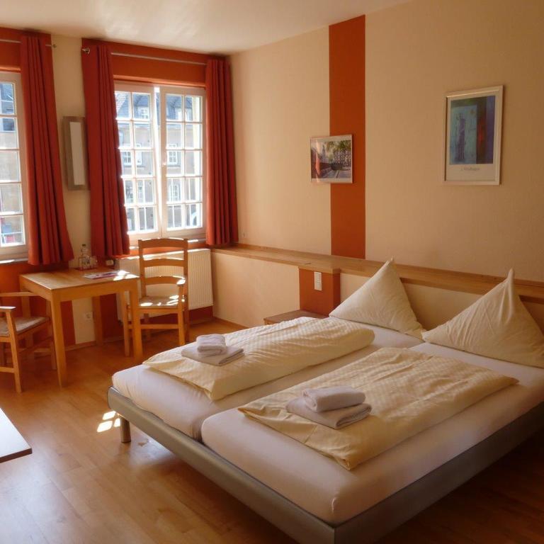 Gasthuis Altstadt-hotel 2*